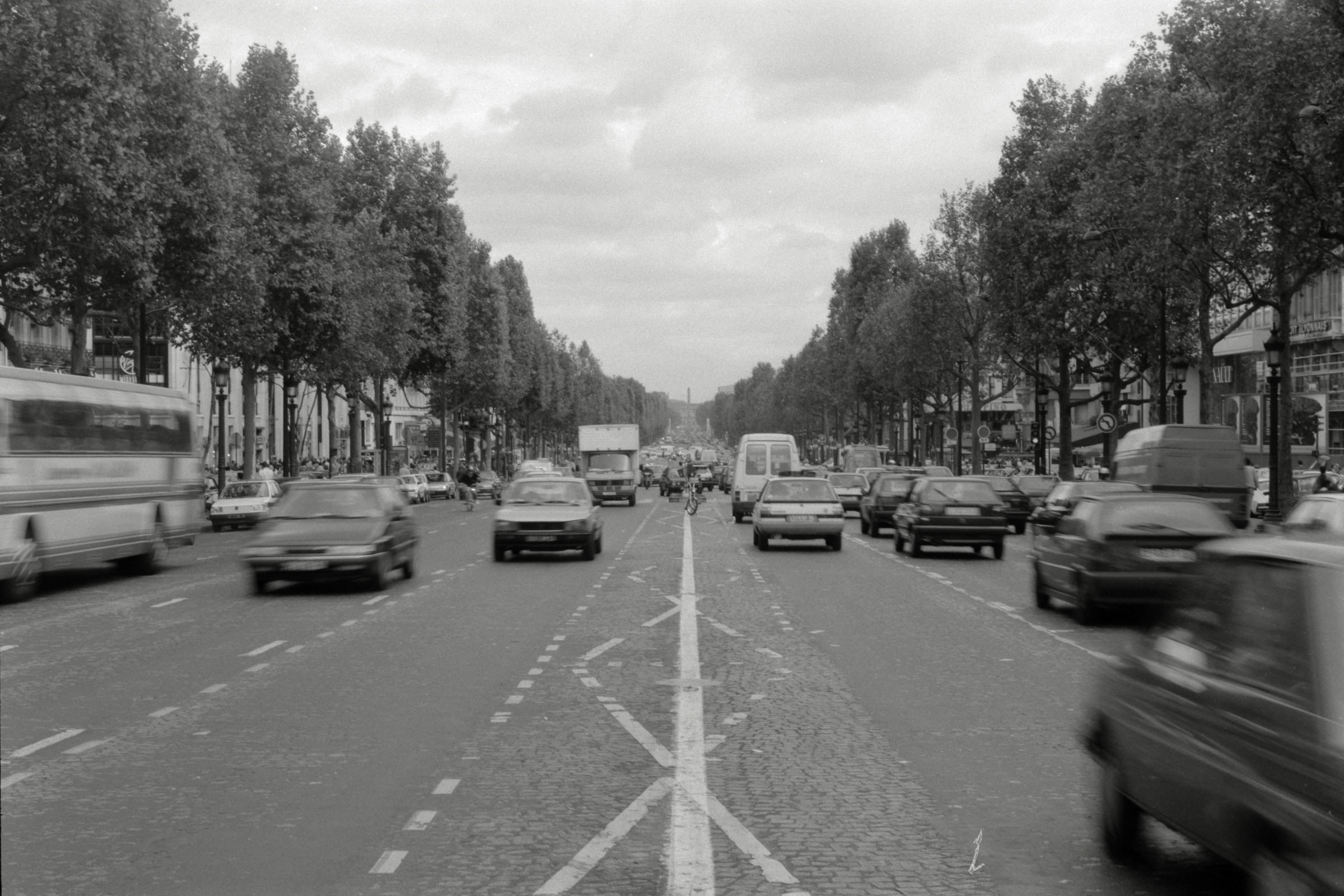 AHP F1990 09 003 sc250506 img23 NLP